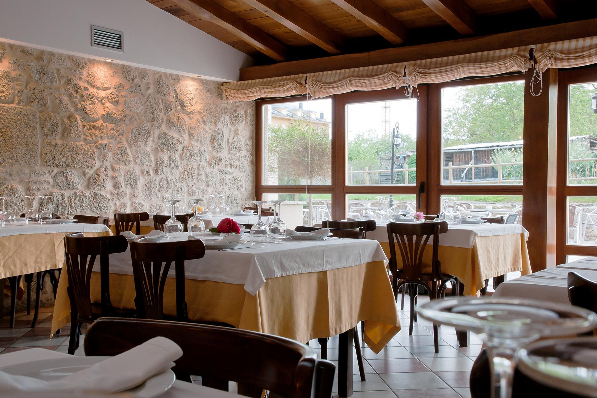 Hotel Vila Do Val O Valadouro Exterior photo