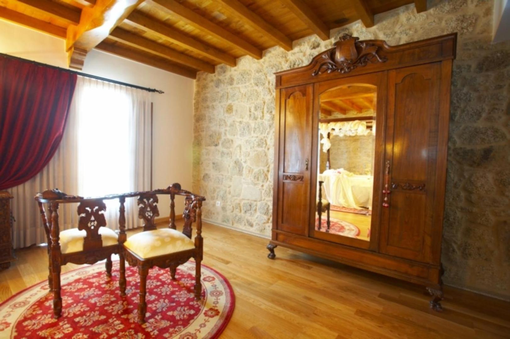 Hotel Vila Do Val O Valadouro Exterior photo